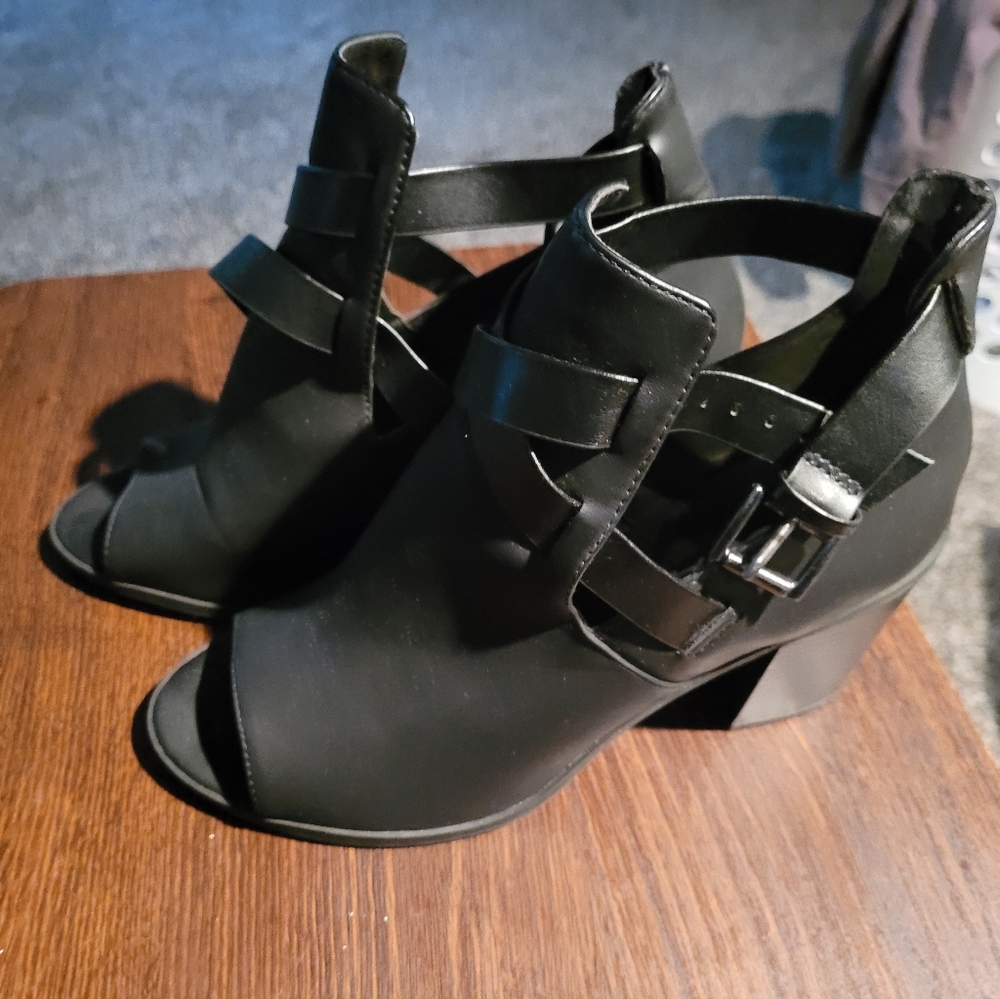 Ankle sandal boots